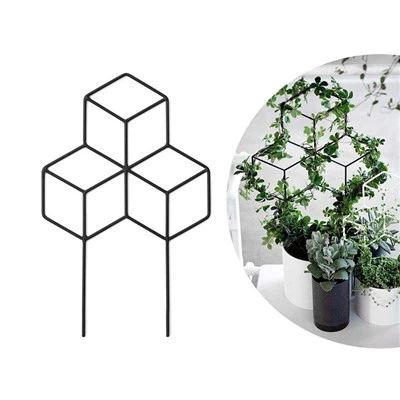 Fémkerti rácsosok a mászó növényekhez